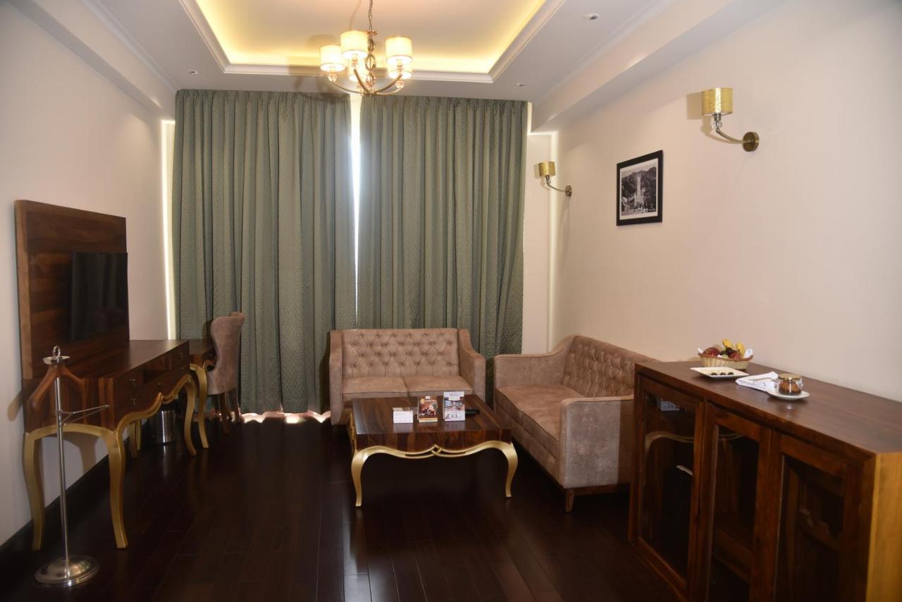 The Orchid Shimla Hotel Kültér fotó